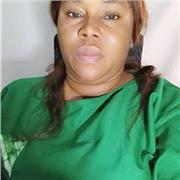 I’m Christiana, a native English speaker offering online lessons for learners of all ages — kids, teenagers, and adults.