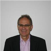 Erfahrener Nachhilfelehrer zeigt dir, dass Mathe kein Hassfach sein muss