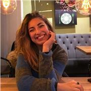 Insegnante per aiuto compiti e/o ripetizioni di: Italiano, Storia, Geografia, Francese