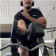 Coach sportif diplômé d’un master dans l’entraînement sportif, vous crée un programme adaptater à vos objectifs et votre vie