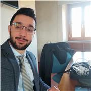 Professionista nell'ambito della revisione contabile offre lezioni di contabilità e bilancio a studenti di istituti professionali