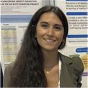 Nutricionista, enseño sobre nutrición, biología, ciencias naturales. También idiomas.