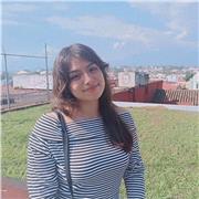 Egresada de la licenciatura en psicología, con experiencia en el apoyo y regularización escolar con niños entre 6 a 10 años