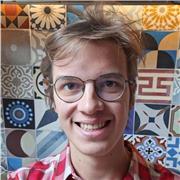 French student offering language classes for all ages