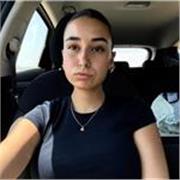 Profesora de primaria apta para todas las edades