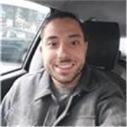 Laureato in fisica impartisce lezioni di matematica e Fisica