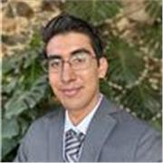 Maestro de inglés, biología y español para clases remotas