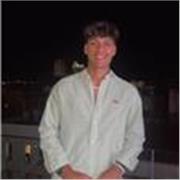 Soy estudiante de ingeniería electrónica industrial y automática en la Universidad Politécnica de Madrid, estoy en tercer año