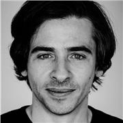 Donne cours de batterie acoustique (local 75018) ou électronique (à domicile)