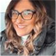 🎓 Docente con 20 anni di esperienza, laureata in Scienze dell’Educazione . 