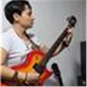 Clases particulares de guitarra, piano y bajo