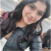 Profesora de inglés ofrece clases dinámicas para niños, adolescentes y adultos