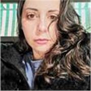Profesora títulada en Inglés con dos años de experiéncia tanto con adultos como niños. También tengo español y catalán.