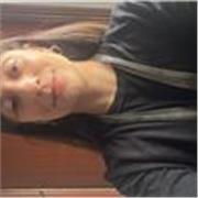 Muy buena docente que se dirige a adolescentes sobre todo. Materias: Ciencias Sociales y Literatura.