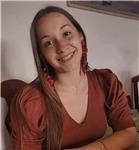 Soy atenta y empática. me gusta adaptar las sesiones y metodología a casa estudiante