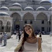 Studentessa di 4 liceo classico disponibile per aiutare a trovare un metodo di studio e svolgere i compiti di Italiano