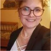 I am a person who likes to teach in a didactic way.I am a doctor and I like languages