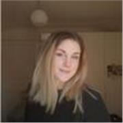 Giovane donna con varie esperienze di residenza all'estero si offre per lezioni di conversazione, grammatica o letteratura inglese a Bologna; disponibile per qualsiasi fascia di età, istruzione o corso di studi