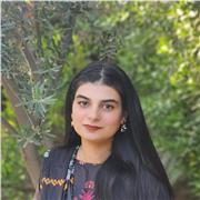 Social sciences tutor who teaches students of all age groups