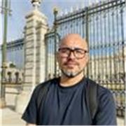 Profesor en Informática con más de 10 años de experiencia 