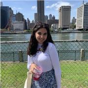 Étudiante de 20 ans à polytech nice Sophia. Peut enseigner de la primaire au lycée en mathématiques, aussi en anglais