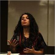 Profesora de escritura, literatura, sociología, lógica, filosofía y feminismos. UNAM