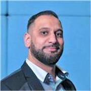 Formateur en informatique avec 8 ans d’expérience en environnement professionnel, propose des cours pour adultes et entreprise. 