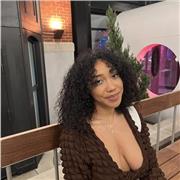 Lily Tom