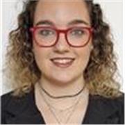 Actualmente soy estudiante de Magisterio Infantil, no estoy especializada en ninguna materia pero podría ayudar a los más pequeños
