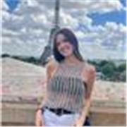 Soy estudiante universitaria de 20 años, responsable y dinámica, con pasión por la enseñanza de Lengua Castellana y Literatura.