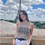 Soy estudiante universitaria de 20 años, responsable y dinámica, con pasión por la enseñanza de Lengua Castellana y Literatura.