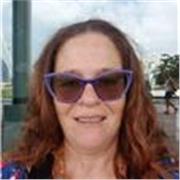 Profesora de lengua y literatura Española se ofrece para ayudarte de manera online o presencial en Valencia capital.Verás que pronto puedes aprehender y solucionar cualquier dificultad que puedas tener con esta asignatura