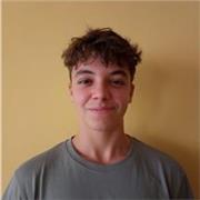 Chico de 19 años con experiencia, con muchas ganas de enseñar y cuidar