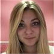 Laureata magistrale in Biologia impartisce lezioni di materie scientifiche (biologia, chimica e matematica/fisica di base)