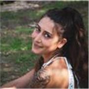 Soy una chica de 24 años catalana. Ofrezco clases de matematicas para alumnos de primaria y la ESO. Y de 
Catalan desde la ESO hasta Bachillerato