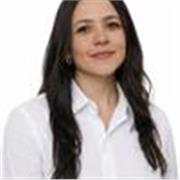 Profesora de Comunicación y Redacción para niños y jóvenes en español