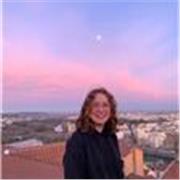 Etudiante en master de Neuropsychologie, ayant vécu en Angleterre et reçu une scolarité bilingue, je donne des cours pour améliore