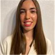 Profesora de idiomas (inglés, euskera, alemán, español) con 3 años de experiencia ofrece clases particulares a domicilio u online.