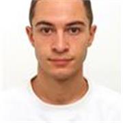 Ciao! Sono Gabriele, studente magistrale di Psicologia di Comunità e offro lezioni da remoto, aiuto compiti e babysitting online:)