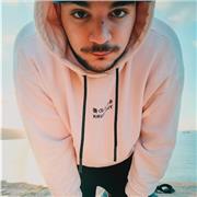 Profesor de todas las asignaturas a nivel de primaria, eso y bachillerato. Estudiante de segundo año de ingeniería de recursos energéticos y minerales