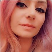 Mental Wellbeing Coach supporting females to supporting women on their journey to recover, rebuild,
and reclaim their lives.