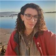 Graduada en Física, con conocimientos de matemáticas, física y química. Puedo dar clases a adolescentes en la ESO y bachillerato.