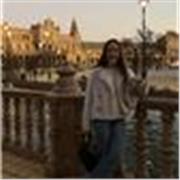 Soy una persona muy responsable y con muchas ganas de enseñar y transmitir mi pasion por la enseñanza.Alumnos de entre 5 y 14 años