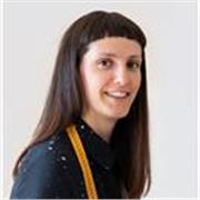 Insegno da anni fashion design, modellista e sartoria: dimmi cosa ti interessa approfondire e creeremo il percorso adatto a te!