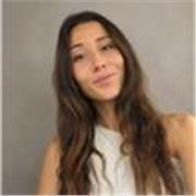 Graduada en Filología Inglesa con experiencia de profesora de inglés. Clases particulares adaptadas, tanto online como presencial