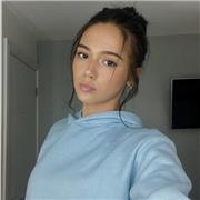 Taking on a personalised approach, I tailor my lessons to my students to help you achieve your language goals