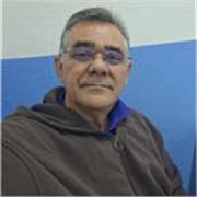 Quer melhorar seu Português ou aprender Inglês de forma prática e dinâmica? Aulas com experiência, dedicação e metodologia que fa