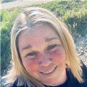 Insegnante madrelingua inglese, con 9 anni di esperienza, offre lezioni private di inglese per bambini e adulti online