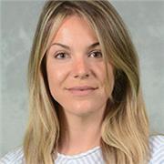 Soy maestra de infantil, primaria, inglés con experiencia en colegios y máster en enseñanza del español como lengua extranjera