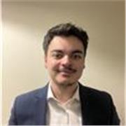 Étudiant M1 école de commerce Neoma post-classe préparatoire ECG, peut donner des cours de maths, d'économie ou de français. 